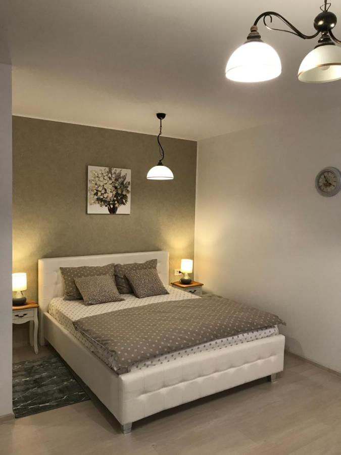White Season Residence Brasov Ngoại thất bức ảnh