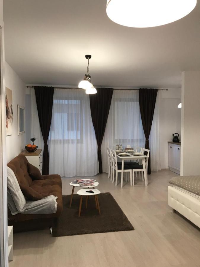 White Season Residence Brasov Ngoại thất bức ảnh