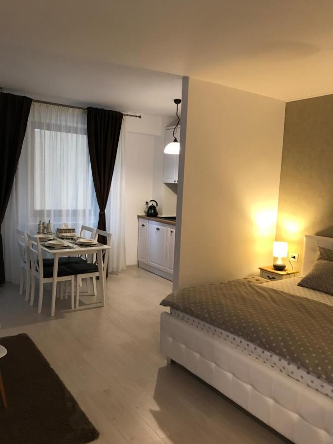 White Season Residence Brasov Ngoại thất bức ảnh