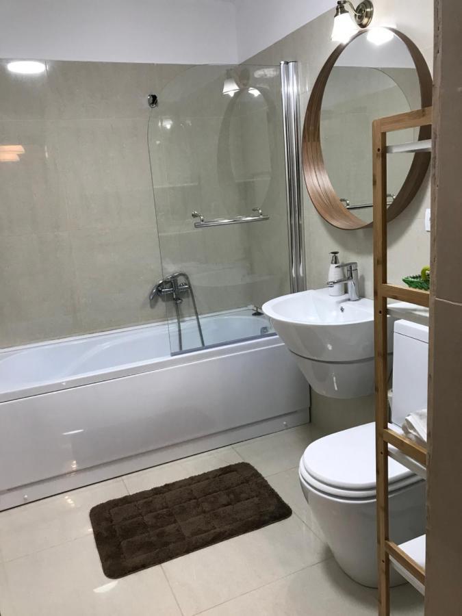 White Season Residence Brasov Ngoại thất bức ảnh